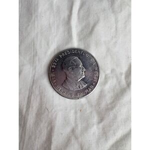 Harry S Truman 33rd President USA Commemorative Coin 1945 1953